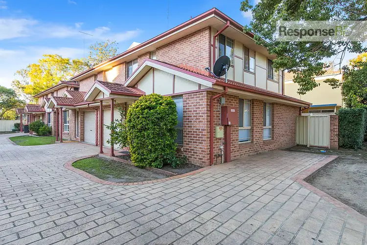 2/31 Robert Street, Penrith NSW 2750