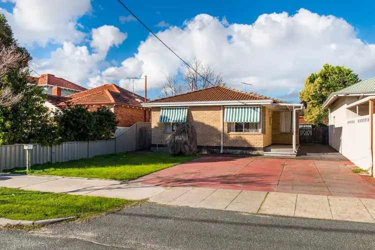 74 Sasse Avenue, Mount Hawthorn WA 6016