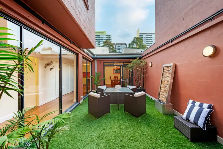 25 Mount Street Walk, Pyrmont NSW 2009