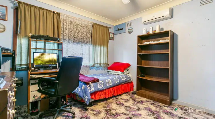 Fifth view of Homely house listing, 4 Snodgrass Street, Pakenham VIC 3810