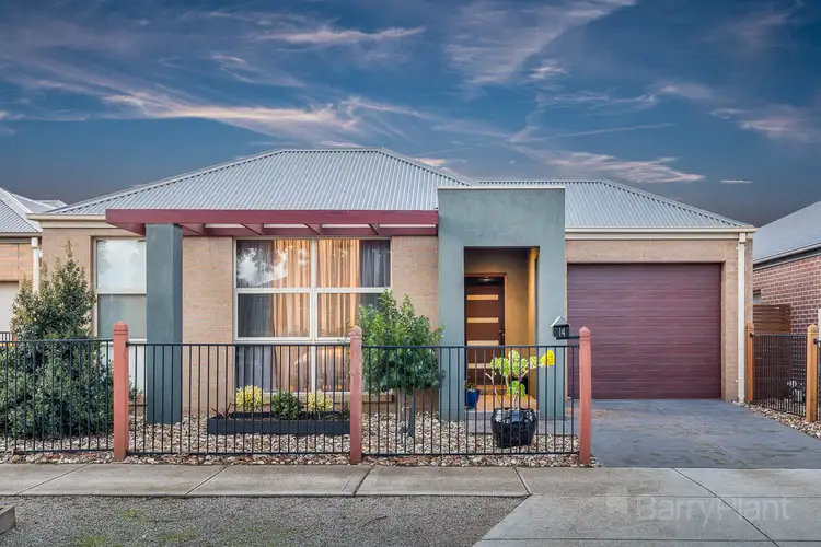 14 Rosella Crescent, Caroline Springs VIC 3023