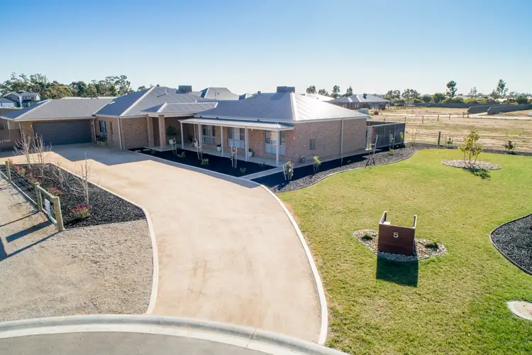 5 Hakea Court, Moama NSW 2731