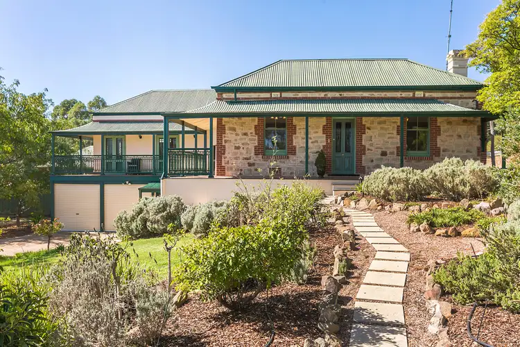 2 Hockley Terrace