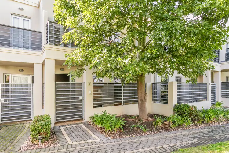 8 Lyons Parade, Forestville SA 5035
