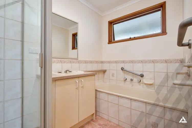 Fifth view of Homely house listing, 6 Flax Mill Close, Drouin VIC 3818