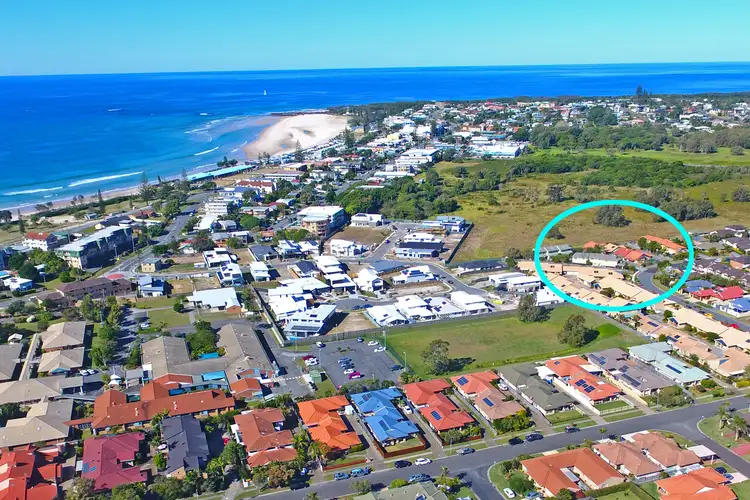 Third view of Homely townhouse listing, 1/15 Blue Jay Circuit, Kingscliff NSW 2487