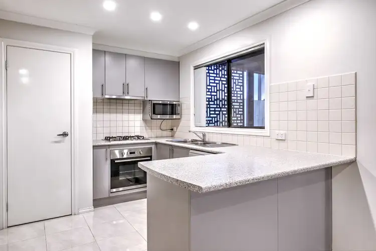 Second view of Homely house listing, 31 Hamilton Street, Craigieburn VIC 3064