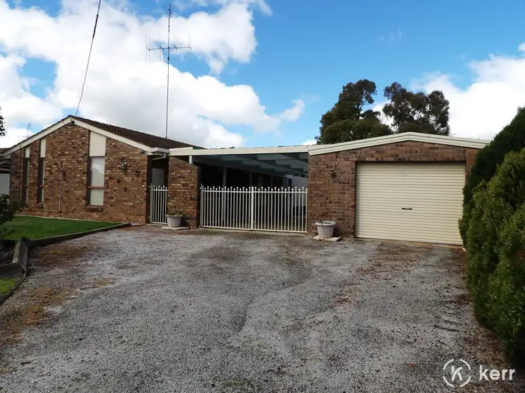 5 Bridget Street, Finley NSW 2713
