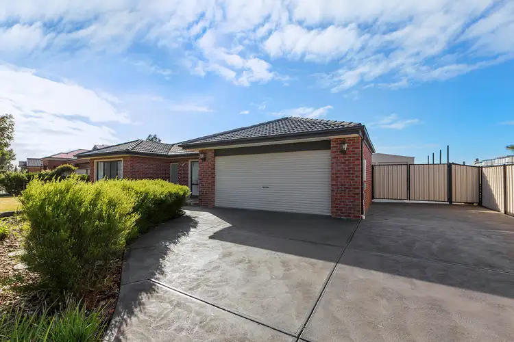 28 Archer Drive, Kurunjang VIC 3337