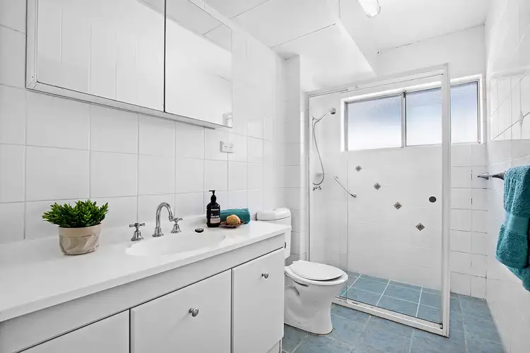 Fifth view of Homely apartment listing, 4/51 Oaks Avenue, Dee Why NSW 2099