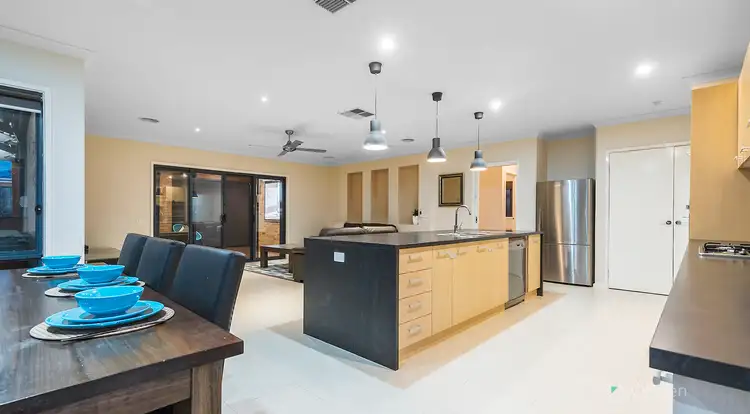 Sixth view of Homely house listing, 8 Carmody Court, Cranbourne VIC 3977