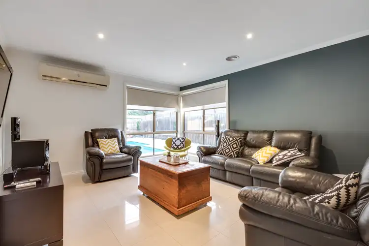 Fifth view of Homely house listing, 9 Stagecoach Crescent, Sydenham VIC 3037