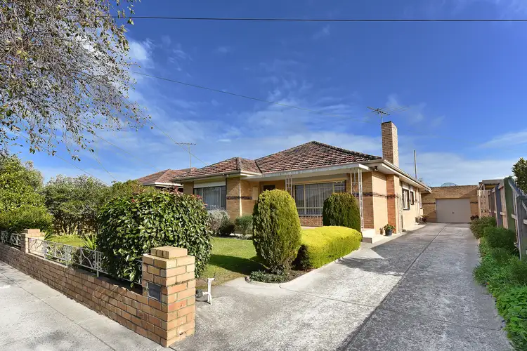 17 Ledger Avenue, Fawkner VIC 3060