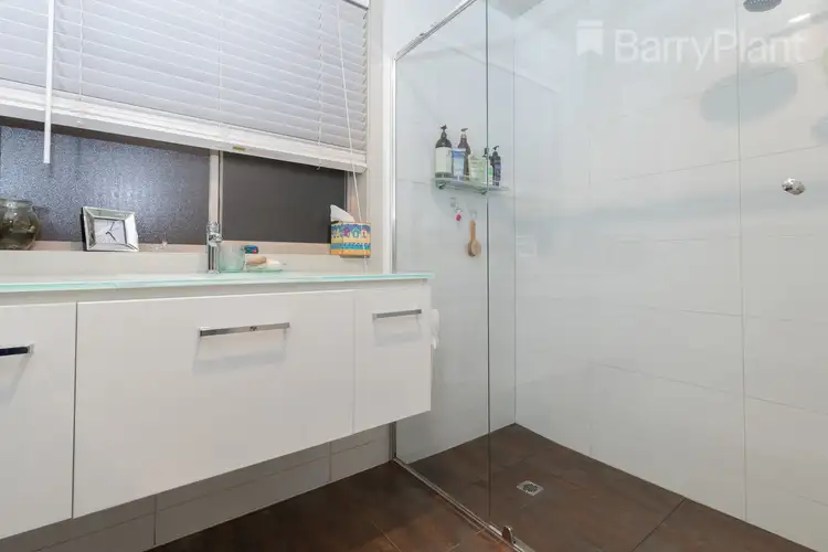 Fifth view of Homely house listing, 6 Bluebell Court, Hoppers Crossing VIC 3029