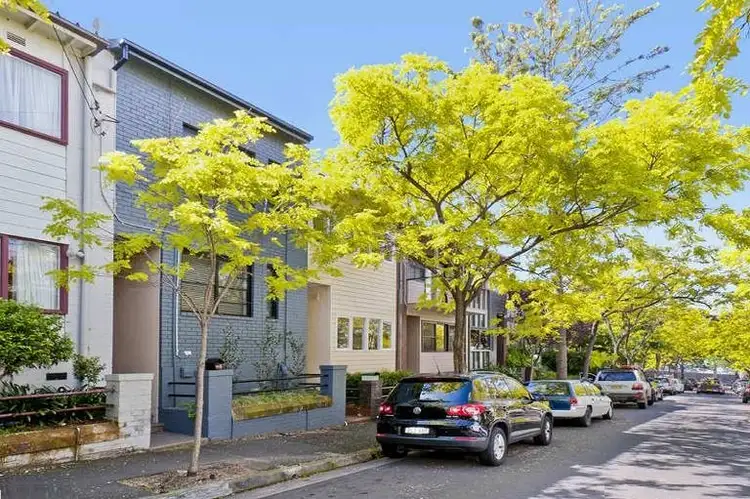 Main view of Homely studio listing, 2/35 Womerah Avenue, Darlinghurst NSW 2010