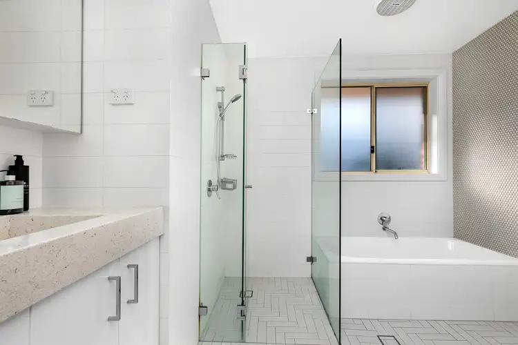 Fourth view of Homely villa listing, 2/6 Oxford Street, Gladesville NSW 2111