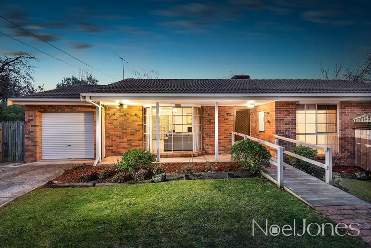 Main view of Homely house listing, 2/33 Illoura Avenue, Ringwood East VIC 3135