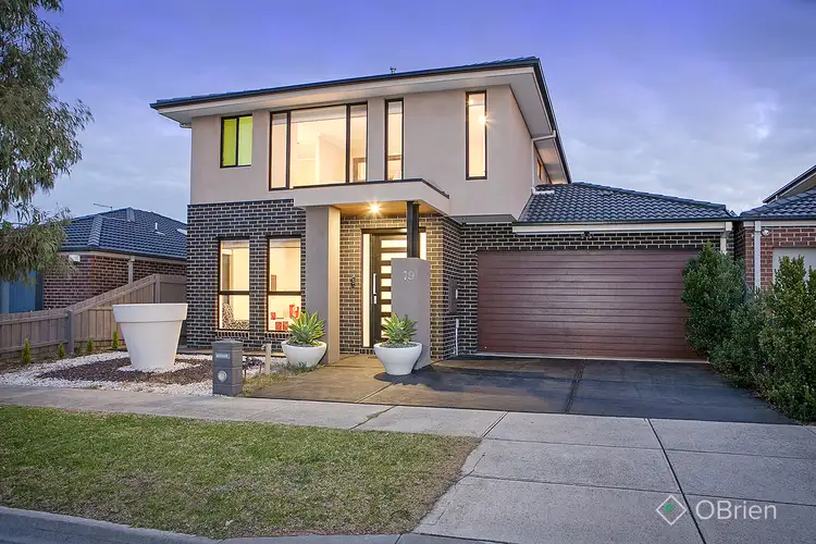 Main view of Homely house listing, 19 Vimini Drive, Narre Warren VIC 3805