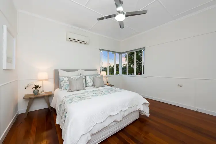 Fifth view of Homely house listing, 16 Iveagh Avenue, Holland Park West QLD 4121