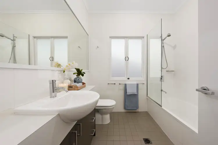 Sixth view of Homely house listing, 16 Iveagh Avenue, Holland Park West QLD 4121