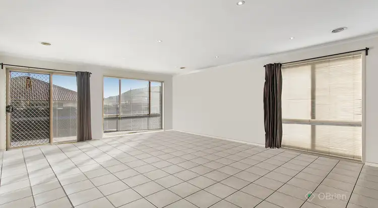 Sixth view of Homely house listing, 2 Shay Close, Narre Warren South VIC 3805