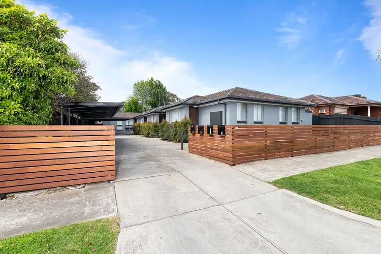 1-4/19 Saltley Street, South Kingsville VIC 3015