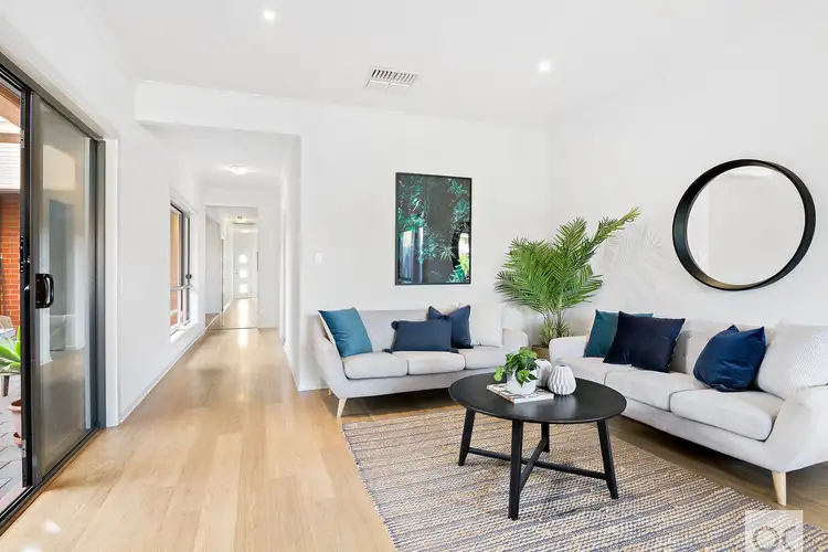 8 Duncan Avenue, Park Holme SA 5043