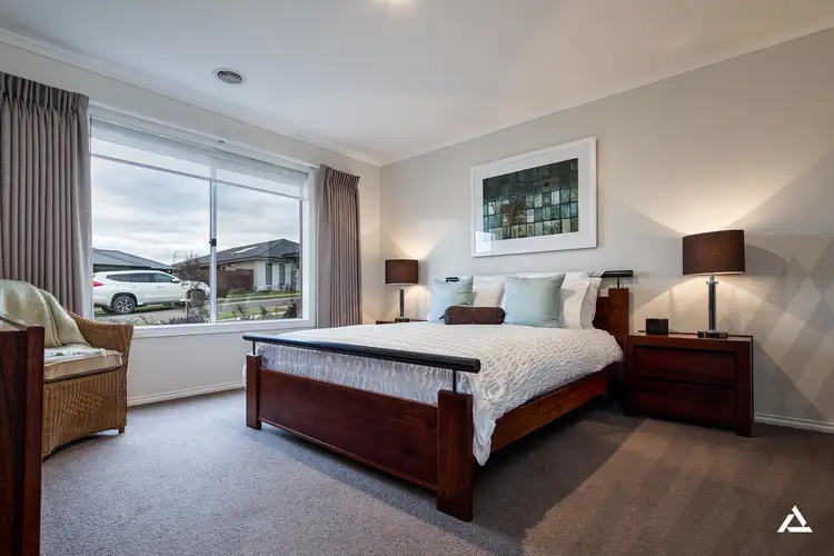 Fifth view of Homely house listing, 6 Bexley Boulevard, Drouin VIC 3818