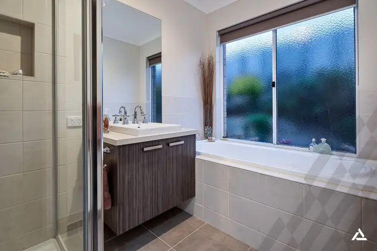 Sixth view of Homely house listing, 6 Bexley Boulevard, Drouin VIC 3818