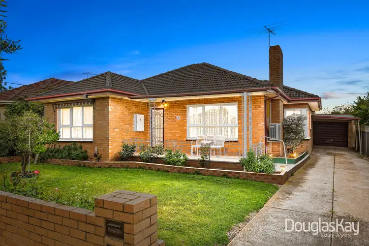 2 Boisdale Avenue, Sunshine North VIC 3020