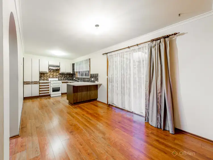 Fifth view of Homely unit listing, 2/17 Fairfield Street, Cranbourne VIC 3977