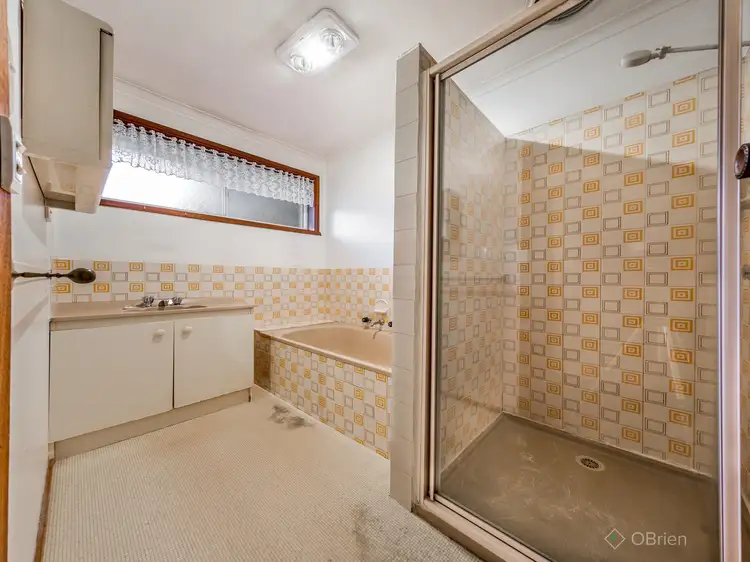 Sixth view of Homely unit listing, 2/17 Fairfield Street, Cranbourne VIC 3977