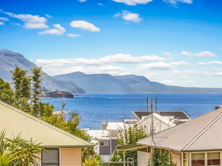 17 Somerville Street, Bulli NSW 2516