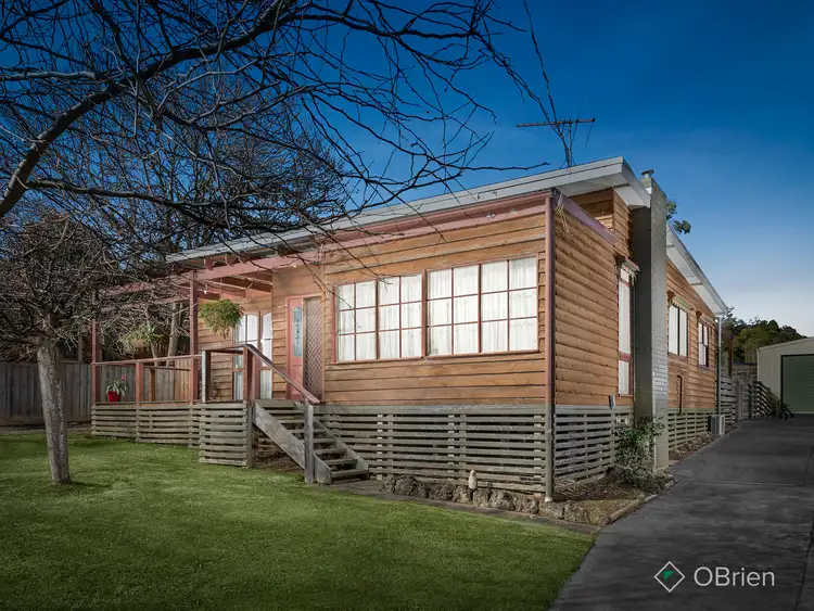 4 Daffodil Road, Boronia VIC 3155