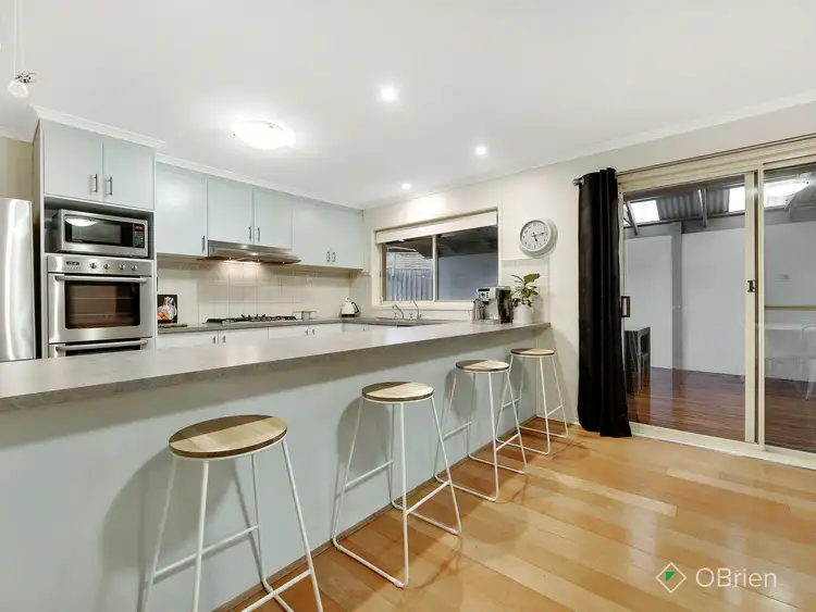 Fifth view of Homely house listing, 27 Allington Place, Langwarrin VIC 3910