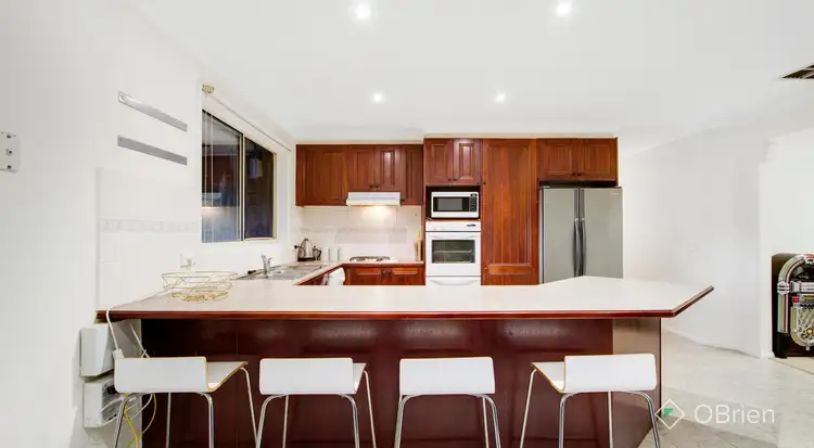 Fifth view of Homely house listing, 12 Gleeson Court, Langwarrin VIC 3910