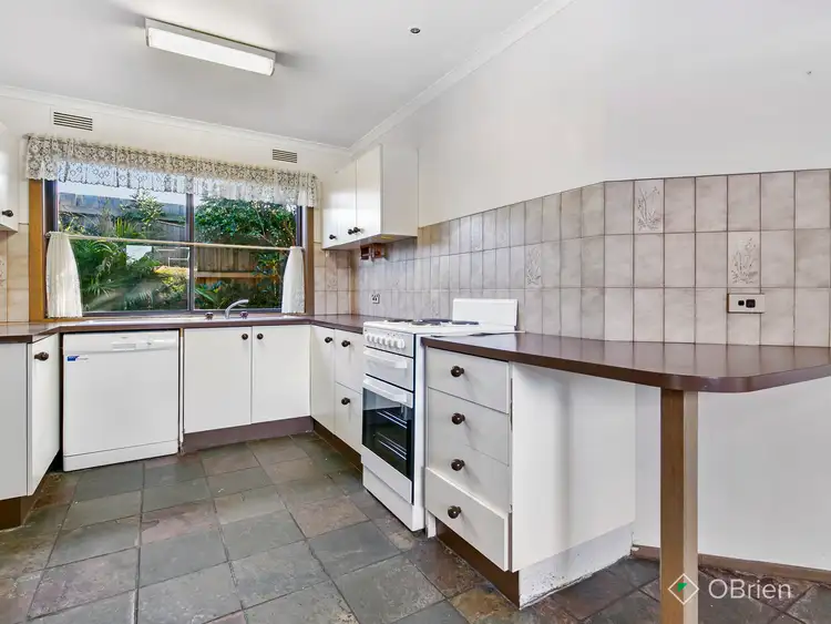 Fourth view of Homely house listing, 5 Varcoe Court, Frankston VIC 3199