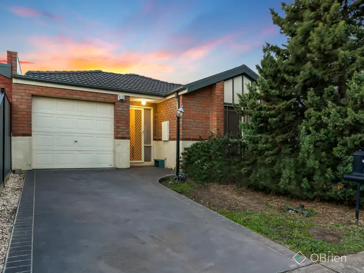 30 Brindalee Way, Hillside VIC 3037