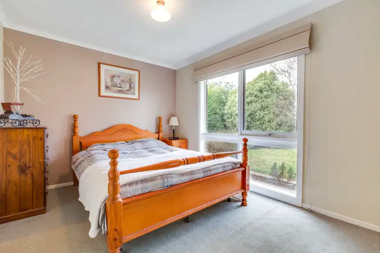 Fifth view of Homely house listing, 5 Angourie Crescent, Taylors Lakes VIC 3038