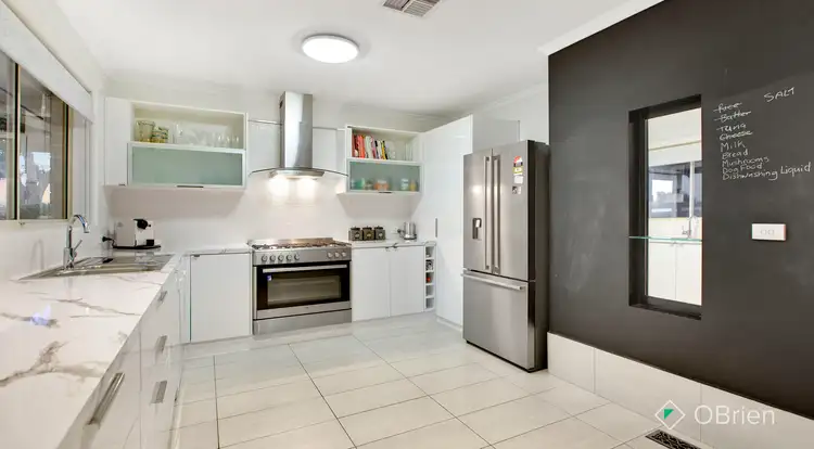 Fifth view of Homely house listing, 4 Jennifer Court, Langwarrin VIC 3910