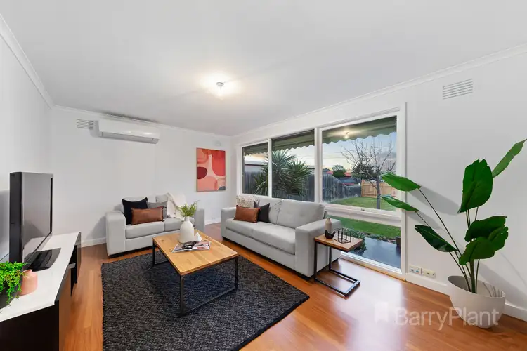 Second view of Homely house listing, 4 Wintersun Drive, Albanvale VIC 3021