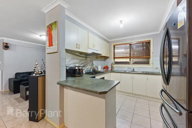Fourth view of Homely house listing, 17 Moonstone Circuit, St Albans VIC 3021
