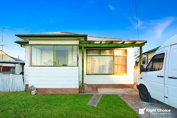 25 Wentworth Street, Oak Flats NSW 2529