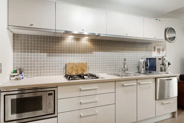 Sixth view of Homely unit listing, 8/3108 The Boulevard, Carrara QLD 4211