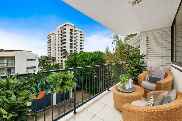 4/21 Coolum Terrace, Coolum Beach QLD 4573