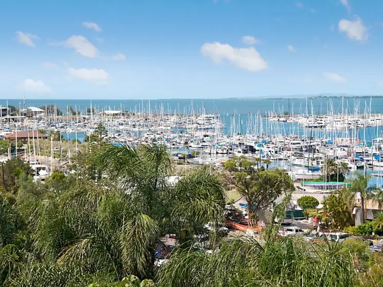 565 Royal Esplanade, Manly QLD 4179