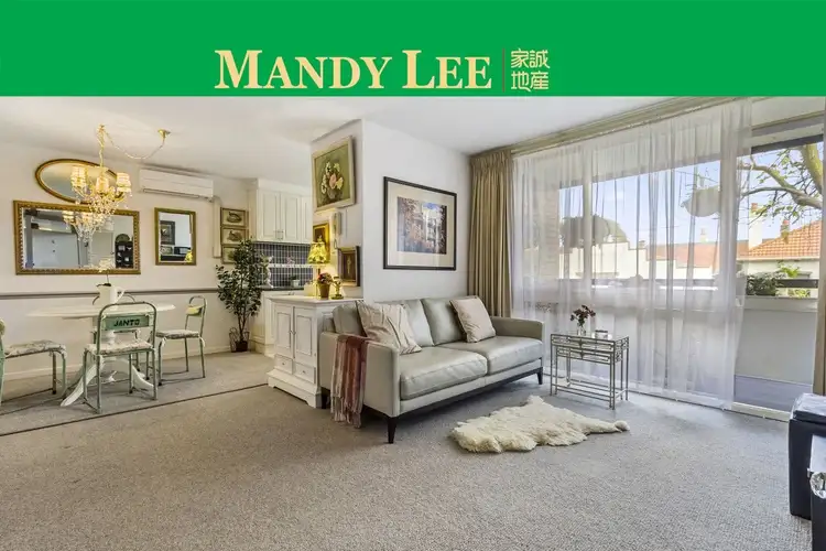 2/1072 Whitehorse Road, Box Hill VIC 3128