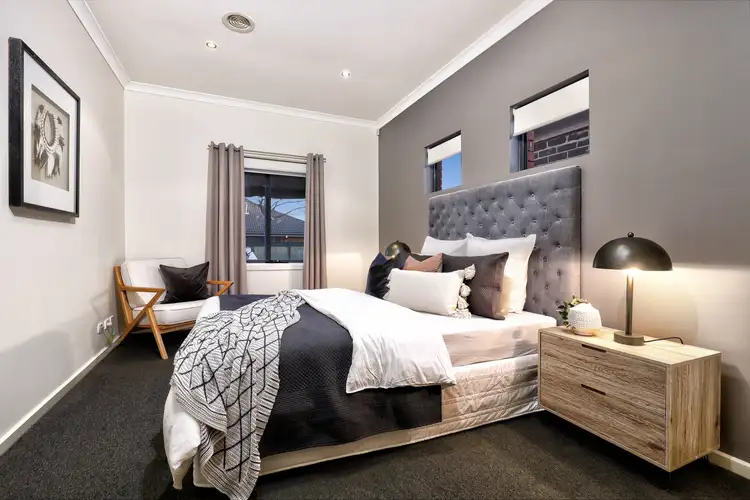 Sixth view of Homely house listing, 35 Kings Glen, Craigieburn VIC 3064