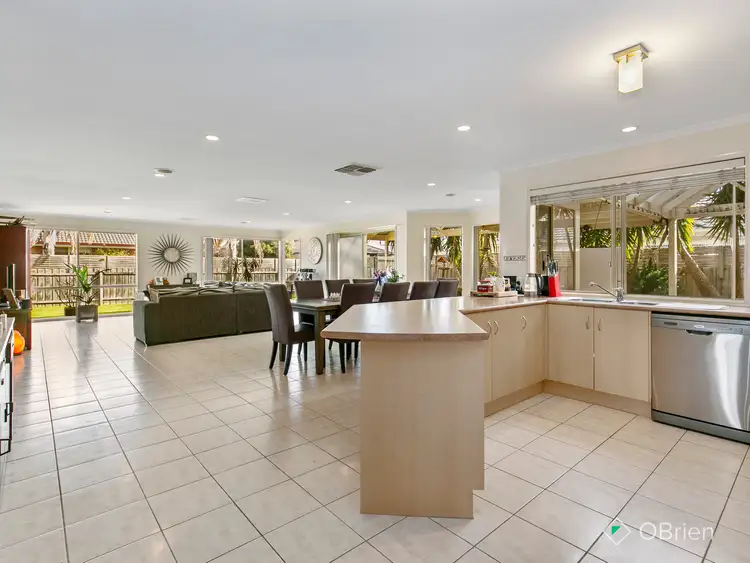 Third view of Homely house listing, 7 Mulga Place, Carrum Downs VIC 3201