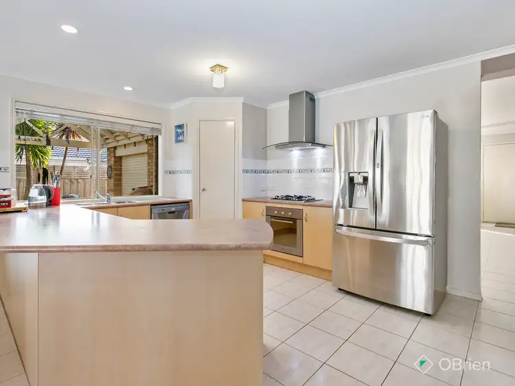 Fourth view of Homely house listing, 7 Mulga Place, Carrum Downs VIC 3201